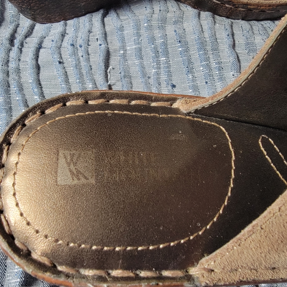 💗 White Mountain size 8.5 clog sandals with buckles in excellent condition 💗 - Picture 5 of 9